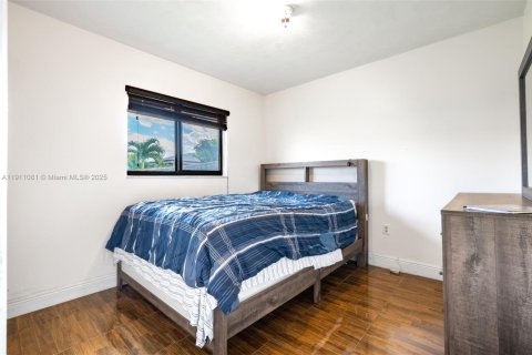 Купить виллу или дом в Майами-Гарденс, Флорида 4 спальни, 141.12м2, № 1966922 - фото 13