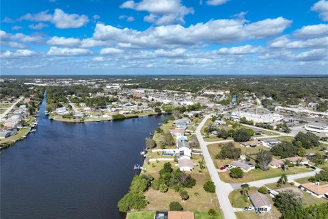Land in Port Charlotte, Florida № 1386396 - photo 14