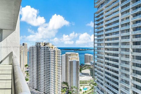 Condo in Miami, Florida, 2 bedrooms  № 2082993 - photo 29