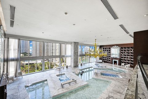 Condo in Miami, Florida, 2 bedrooms  № 2082993 - photo 8