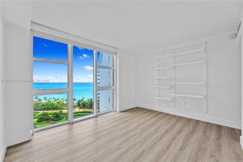 Купить кондоминиум в Бэл-Харбор, Флорида 2 спальни, 98.1м2, № 1800967 - фото 16