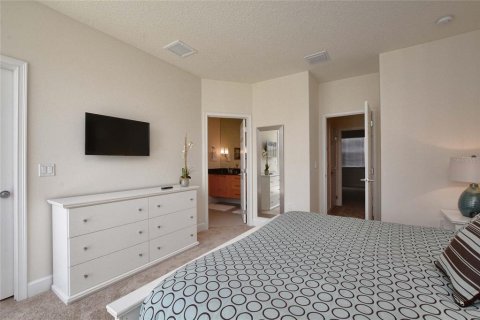 Townhouse in Clermont, Florida 3 bedrooms, 139.45 sq.m. № 2201453 - photo 25