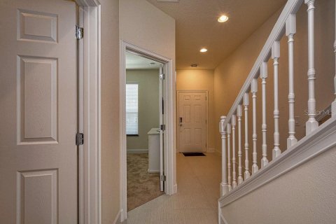 Townhouse in Clermont, Florida 3 bedrooms, 139.45 sq.m. № 2201453 - photo 6