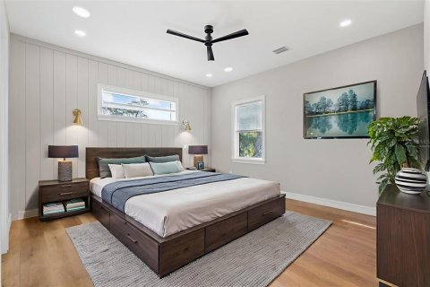 Casa en venta en Saint Petersburg, Florida, 3 dormitorios, 275.36 m2 № 2205592 - foto 8