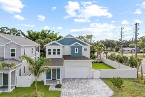 Casa en venta en Saint Petersburg, Florida, 3 dormitorios, 275.36 m2 № 2205592 - foto 21
