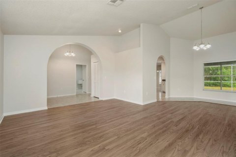 Villa ou maison à vendre à Brooksville, Floride: 3 chambres, 208.1 m2 № 2216396 - photo 5