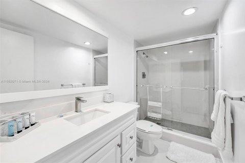 Copropriété à vendre à Sunny Isles Beach, Floride: 2 chambres, 139.82 m2 № 1763636 - photo 8