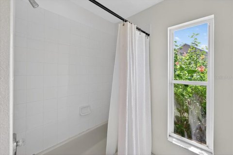Casa en venta en Brandon, Florida, 3 dormitorios, 168.52 m2 № 1899831 - foto 26