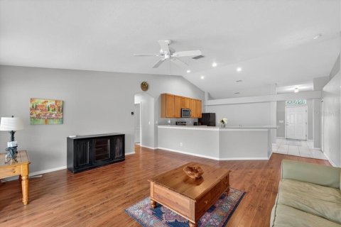 Casa en venta en Brandon, Florida, 3 dormitorios, 168.52 m2 № 1899831 - foto 11