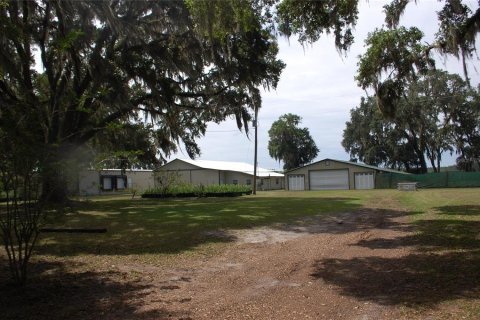 Commercial property in Hawthorne, Florida 210.7 sq.m. № 2239644 - photo 29