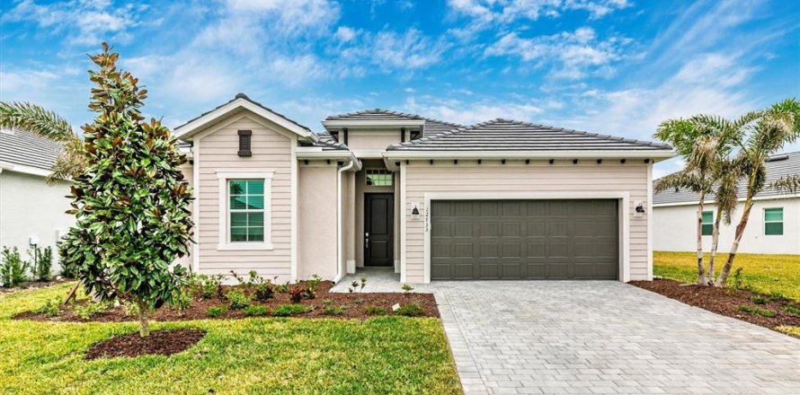 House in Venice, Florida 3 bedrooms, 208.75 sq.m. № 2232979