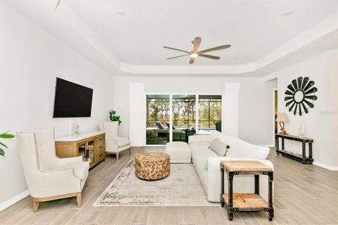 House in Venice, Florida 3 bedrooms, 208.75 sq.m. № 2232979 - photo 19