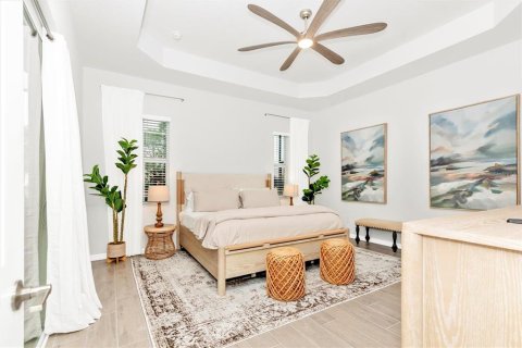 House in Venice, Florida 3 bedrooms, 208.75 sq.m. № 2232979 - photo 29
