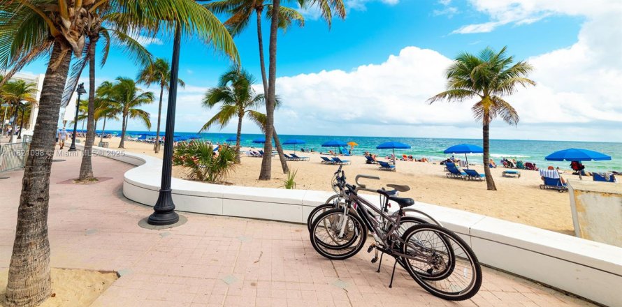 Studio in the Condo in Fort Lauderdale, Florida  № 2013297