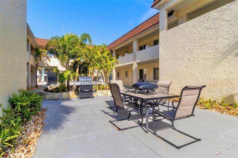 Condominio en alquiler en Indian Rocks Beach, Florida, 1 dormitorio, 55.56 m2 № 1895160 - foto 17