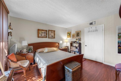 Copropriété à vendre à Miami, Floride: 2 chambres, 89.65 m2 № 2090776 - photo 17