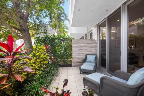 Touwnhouse à vendre à Boca Raton, Floride: 3 chambres, 203.36 m2 № 2147341 - photo 6