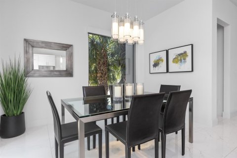 Touwnhouse à vendre à Boca Raton, Floride: 3 chambres, 203.36 m2 № 2147341 - photo 21