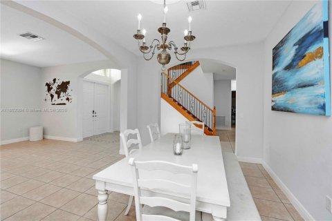 Casa en venta en Miramar, Florida, 5 dormitorios, 290.04 m2 № 1862092 - foto 9