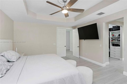 Casa en venta en Miramar, Florida, 5 dormitorios, 290.04 m2 № 1862092 - foto 20