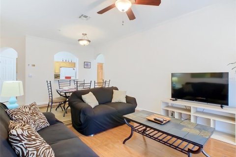 Condo in Kissimmee, Florida, 2 bedrooms  № 2430800 - photo 12