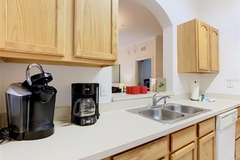 Condo in Kissimmee, Florida, 2 bedrooms  № 2430800 - photo 17