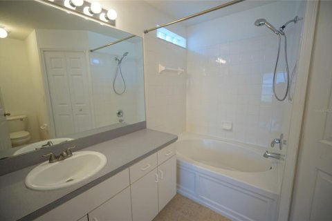 Villa ou maison à louer à Lutz, Floride: 4 chambres, 134.24 m2 № 2120215 - photo 14