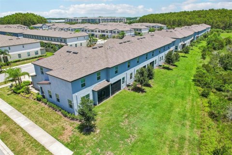 Townhouse in Lutz, Florida 3 bedrooms, 167.32 sq.m. № 2266280 - photo 26