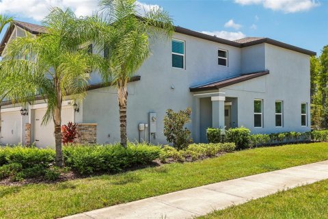Townhouse in Lutz, Florida 3 bedrooms, 167.32 sq.m. № 2266280 - photo 29