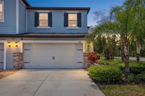 Townhouse in Lutz, Florida 3 bedrooms, 167.32 sq.m. № 2266280