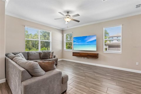 Townhouse in Lutz, Florida 3 bedrooms, 167.32 sq.m. № 2266280 - photo 5