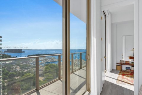 Copropriété à vendre à Miami, Floride: 2 chambres, 105.35 m2 № 2240483 - photo 6