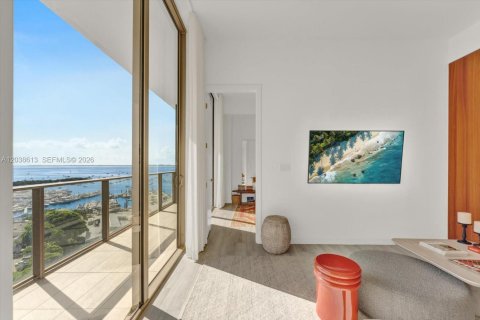 Copropriété à vendre à Miami, Floride: 2 chambres, 105.35 m2 № 2240483 - photo 5