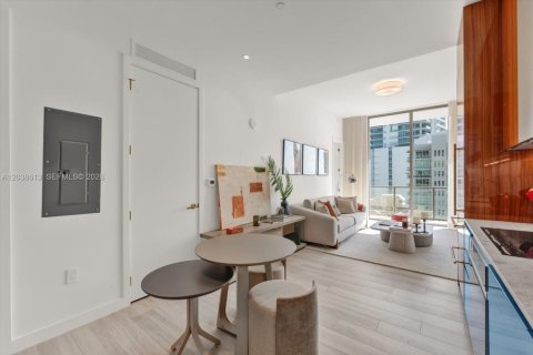 Copropriété à vendre à Miami, Floride: 2 chambres, 105.35 m2 № 2240483 - photo 11