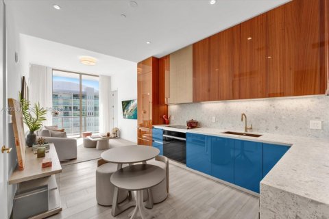 Copropriété à vendre à Miami, Floride: 2 chambres, 105.35 m2 № 2240483 - photo 12