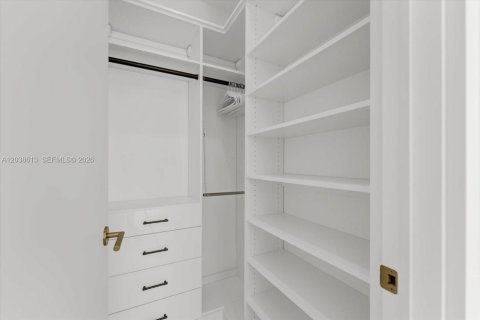 Copropriété à vendre à Miami, Floride: 2 chambres, 105.35 m2 № 2240483 - photo 23