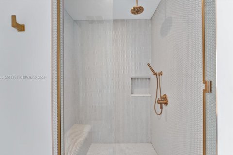 Copropriété à vendre à Miami, Floride: 2 chambres, 105.35 m2 № 2240483 - photo 18