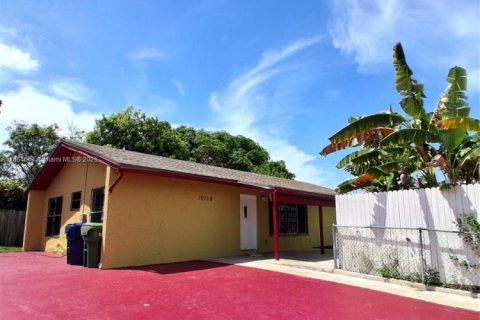 Casa en alquiler en Miami Gardens, Florida, 4 dormitorios, 124.86 m2 № 1892773 - foto 24