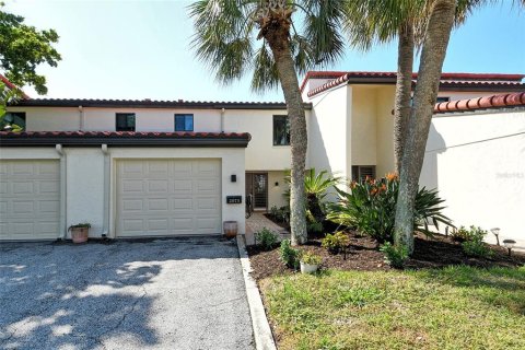 Купить таунхаус в Лонгбоут-Ки, Флорида 8 комнат, 157м2, № 1856322 - фото 1