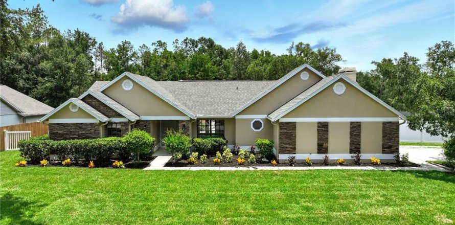 Casa en Lutz, Florida 3 dormitorios, 211.91 m2 № 1834727