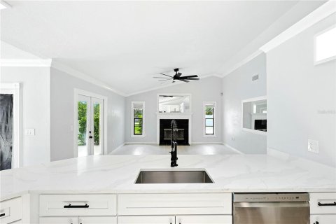 Casa en venta en Lutz, Florida, 3 dormitorios, 211.91 m2 № 1834727 - foto 13