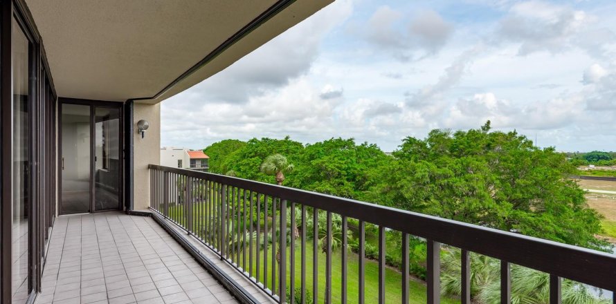 Condo à West Palm Beach, Floride, 3 chambres № 871432