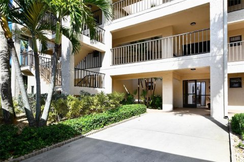 Condominio en venta en Punta Gorda, Florida, 2 dormitorios, 140.84 m2 № 2131002 - foto 2