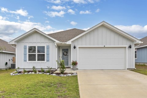 Casa en Crestview, Florida 4 dormitorios, 170.01 m2 № 562526