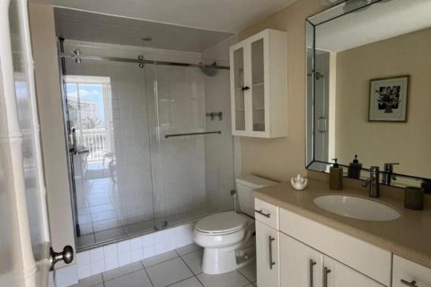 Купить кондоминиум в Палм-Бич, Флорида 5 комнат, 124.86м2, № 2177041 - фото 16