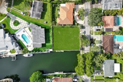 Купить виллу или дом в Норт-Майами, Флорида 6 спален, № 1988231 - фото 11