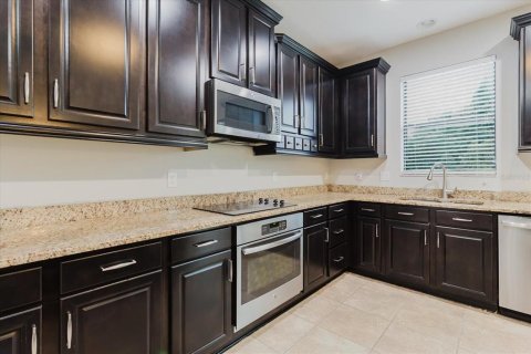 House in Lakeland, Florida 5 bedrooms, 319.58 sq.m. № 1839941 - photo 25