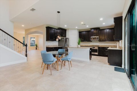 House in Lakeland, Florida 5 bedrooms, 319.58 sq.m. № 1839941 - photo 17