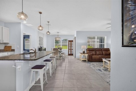 Casa en venta en Mount Dora, Florida, 3 dormitorios, 153.38 m2 № 2230808 - foto 4