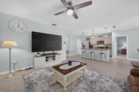 Casa en venta en Mount Dora, Florida, 3 dormitorios, 153.38 m2 № 2230808 - foto 8